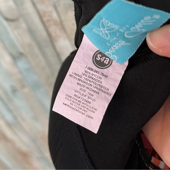 Beach Belle 18W Floral Skirted One Piece Swimsuit Swimdress Swimsuits for All - Picture 9 of 9